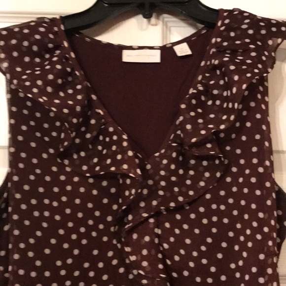 Ruffled brown polka dot sleeveless top - Picture 2 of 3